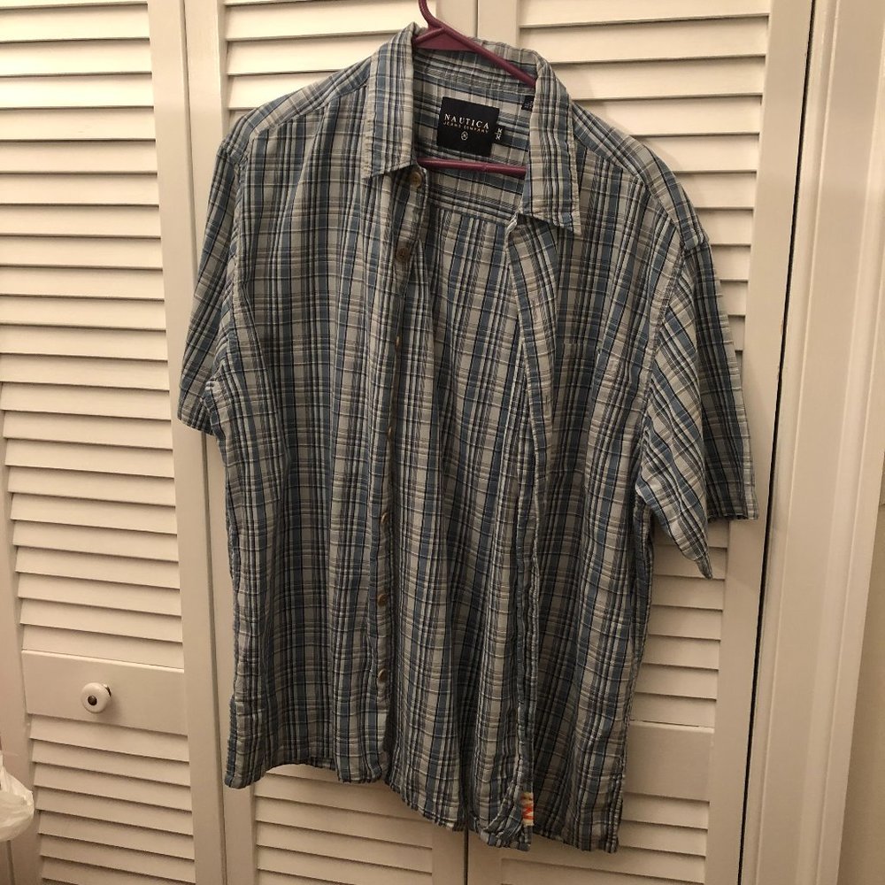 Nautica Jeans company men blue white plaid shirt,